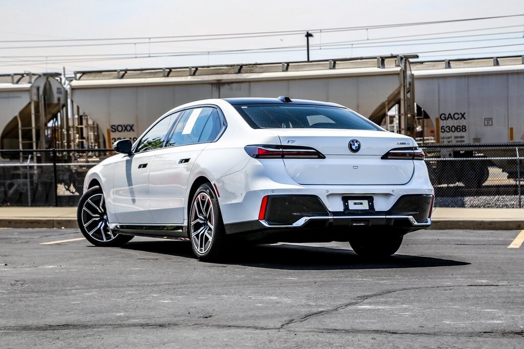 2024 Bmw i7 xDrive60 photo 3