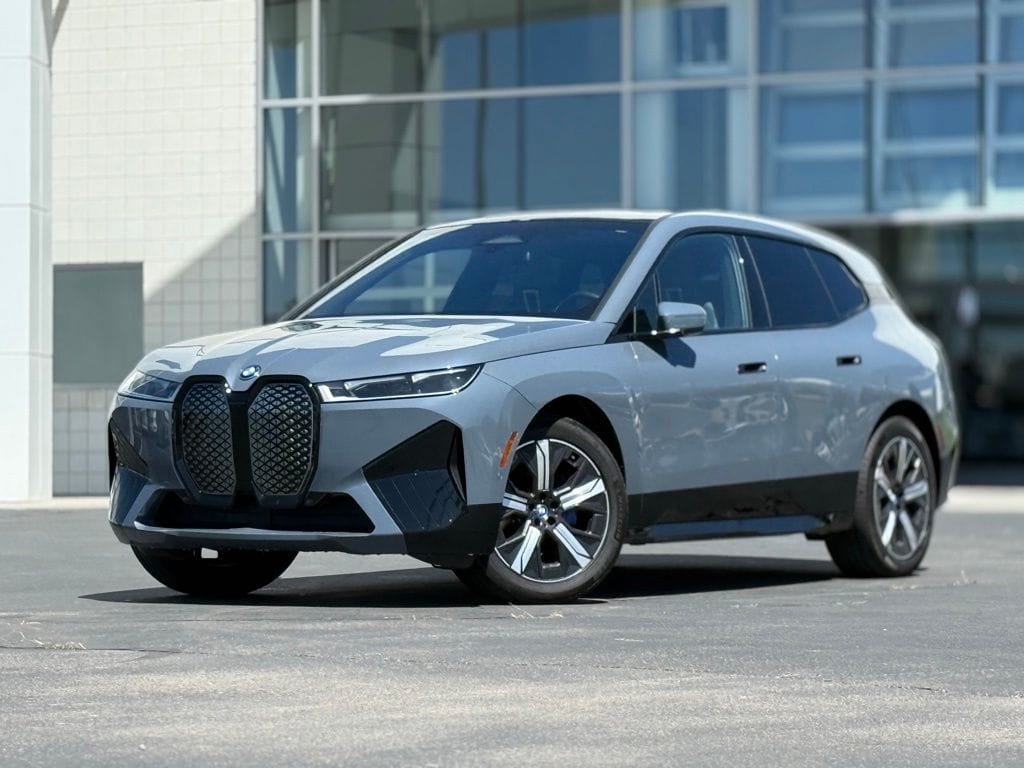 2023 BMW iX
