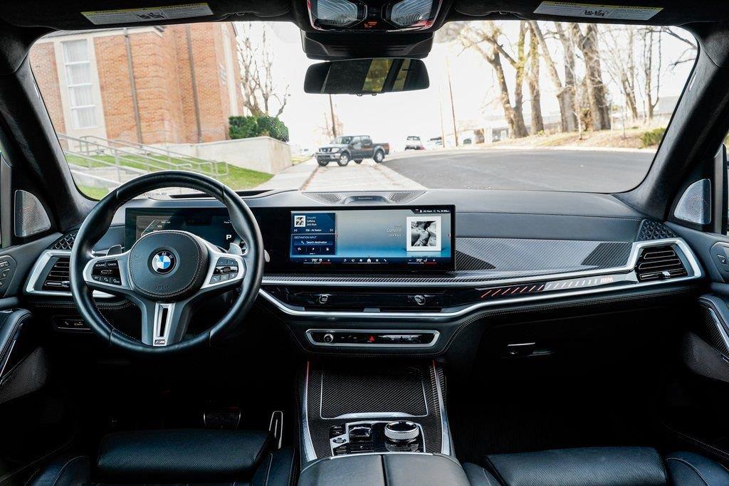 2025 BMW X7 M60i - Photo 11