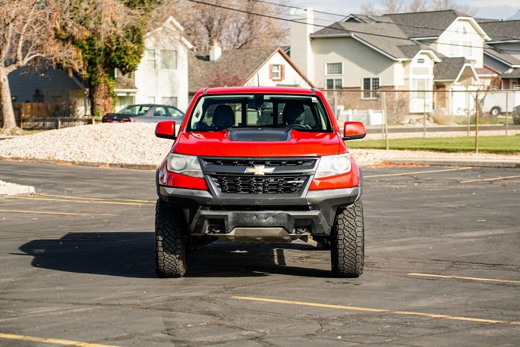 2017 Chevrolet Colorado ZR2 photo 2