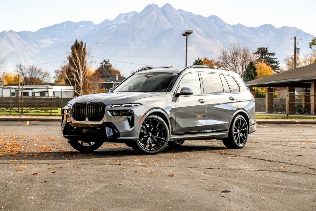 2026 BMW X7 40i's photo