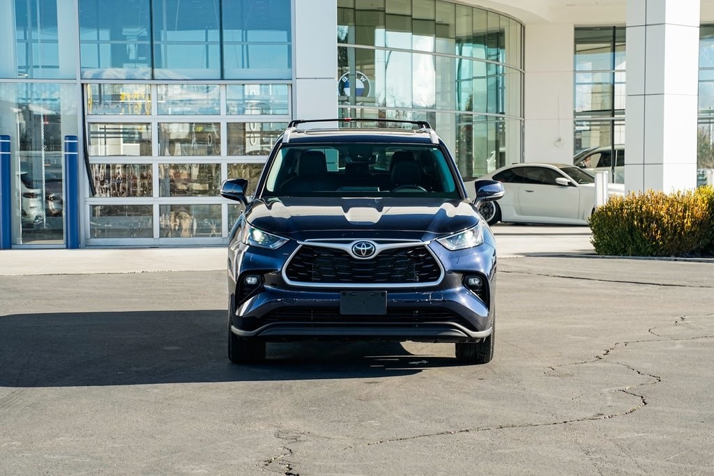 Used 2022 Toyota Highlander XLE SUV