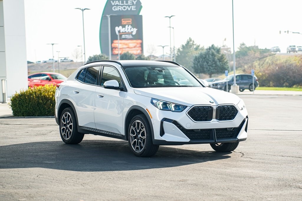 2025 Bmw X2 xDrive28i photo 3