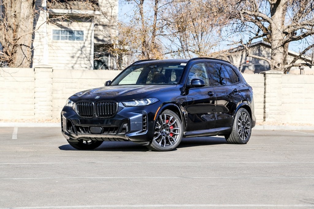 2026 BMW X5 50e's photo