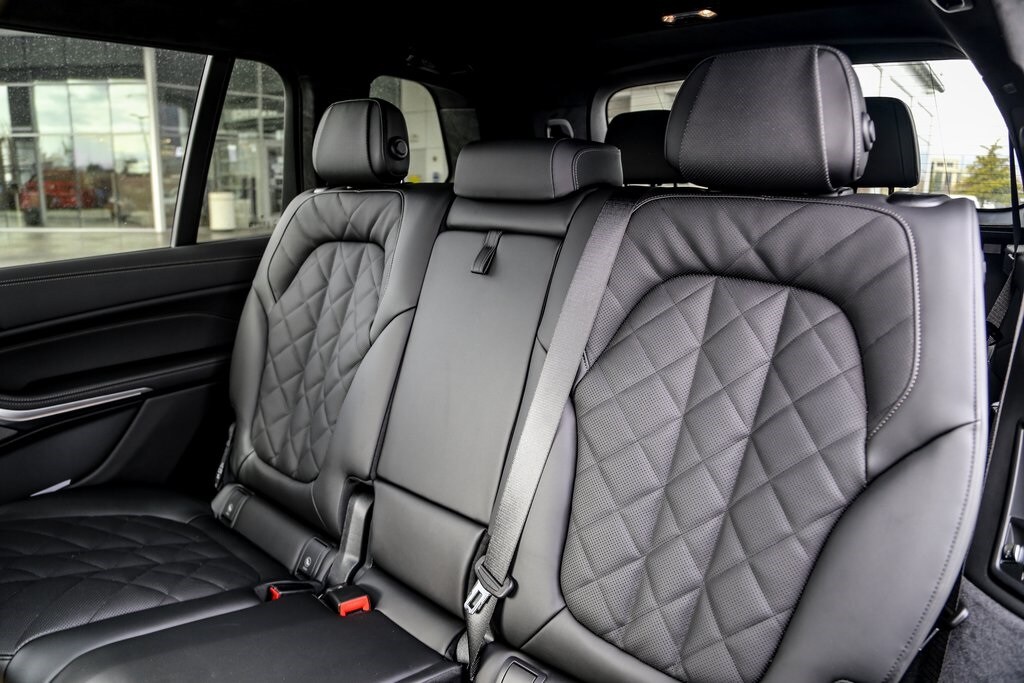 2026 BMW X7 40i - Photo 25