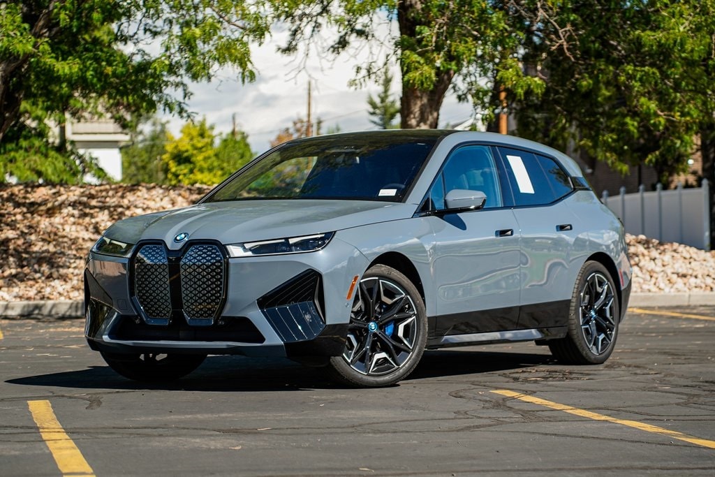 2025 BMW iX 50's photo