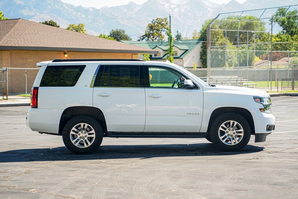 2019 Chevrolet Tahoe LT photo 4