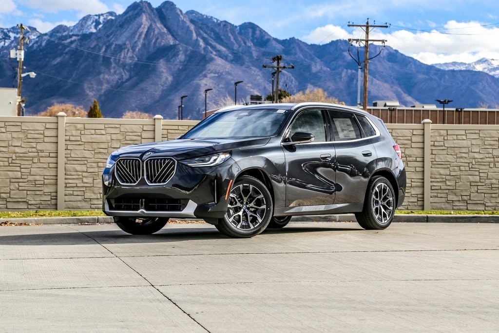 2026 BMW X3 30's photo