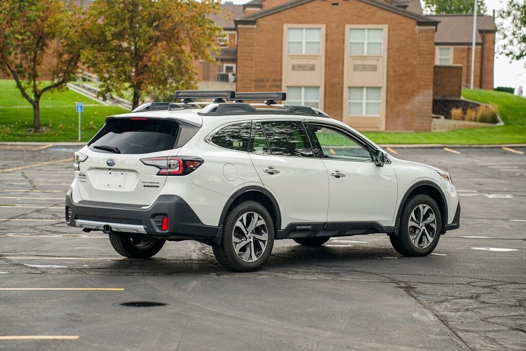 2020 Subaru Outback Touring XT photo 3