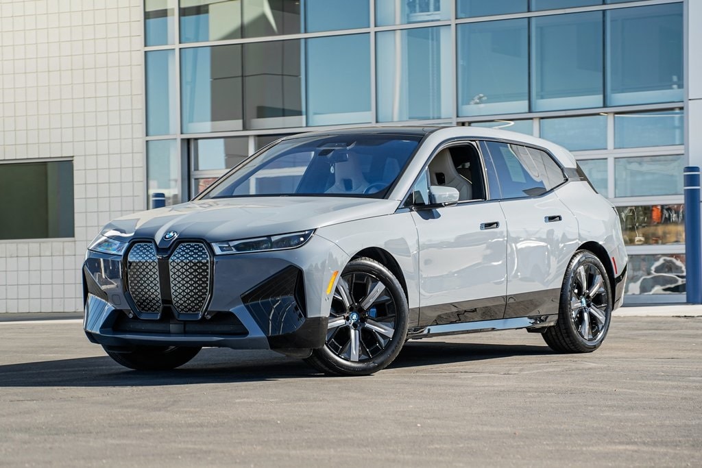 2025 BMW iX 50's photo