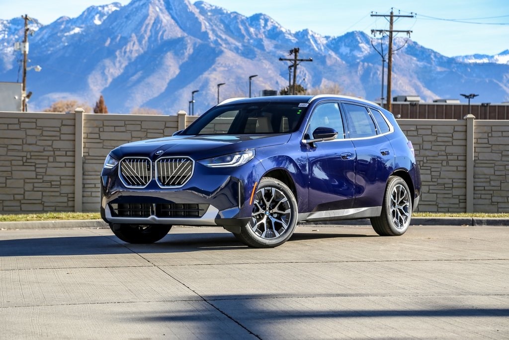 2026 BMW X3 30's photo