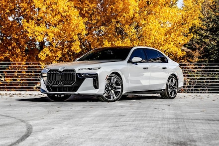 2025 BMW 760i xDrive Sedan