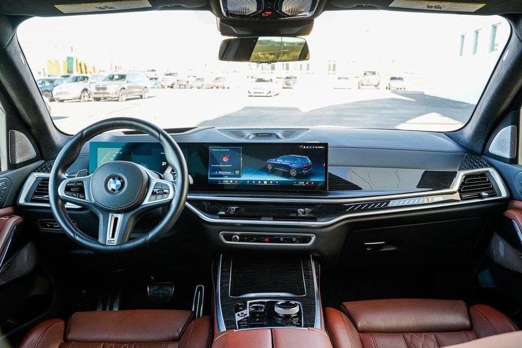 2025 BMW X7 M60i - Photo 12