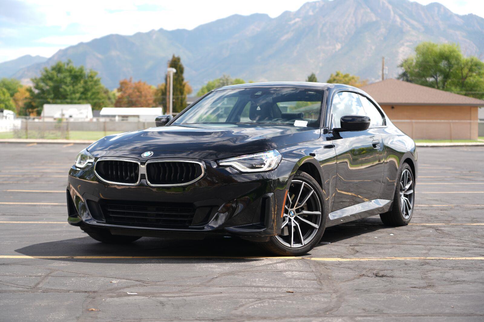 2024 BMW 230i