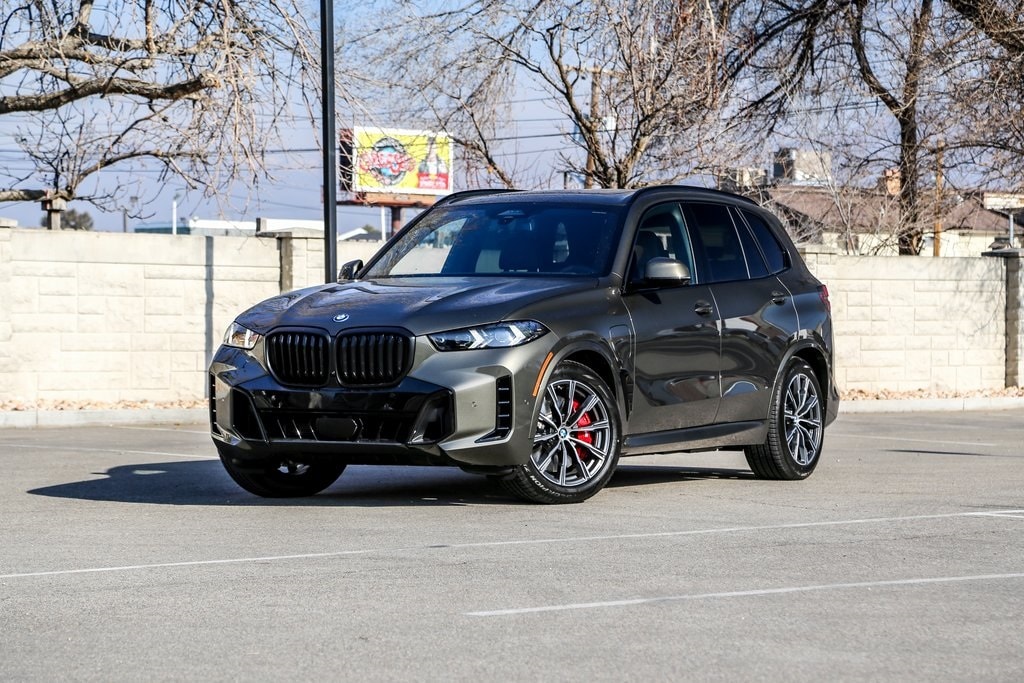 2026 BMW X5 M50i's photo