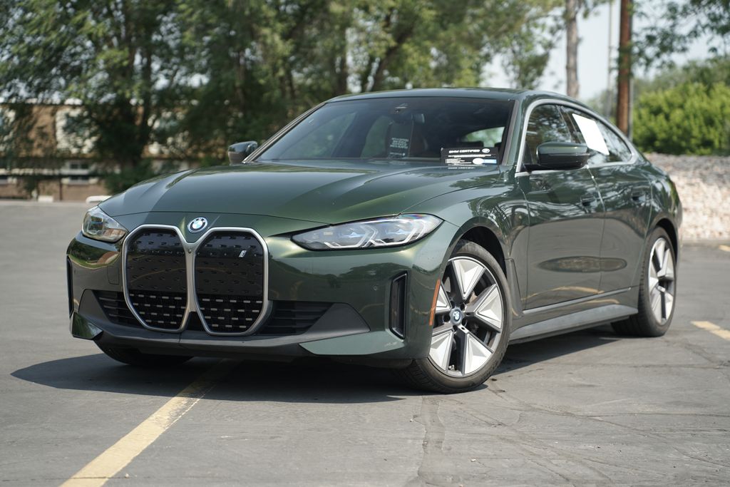 2024 BMW i4 eDrive35's photo