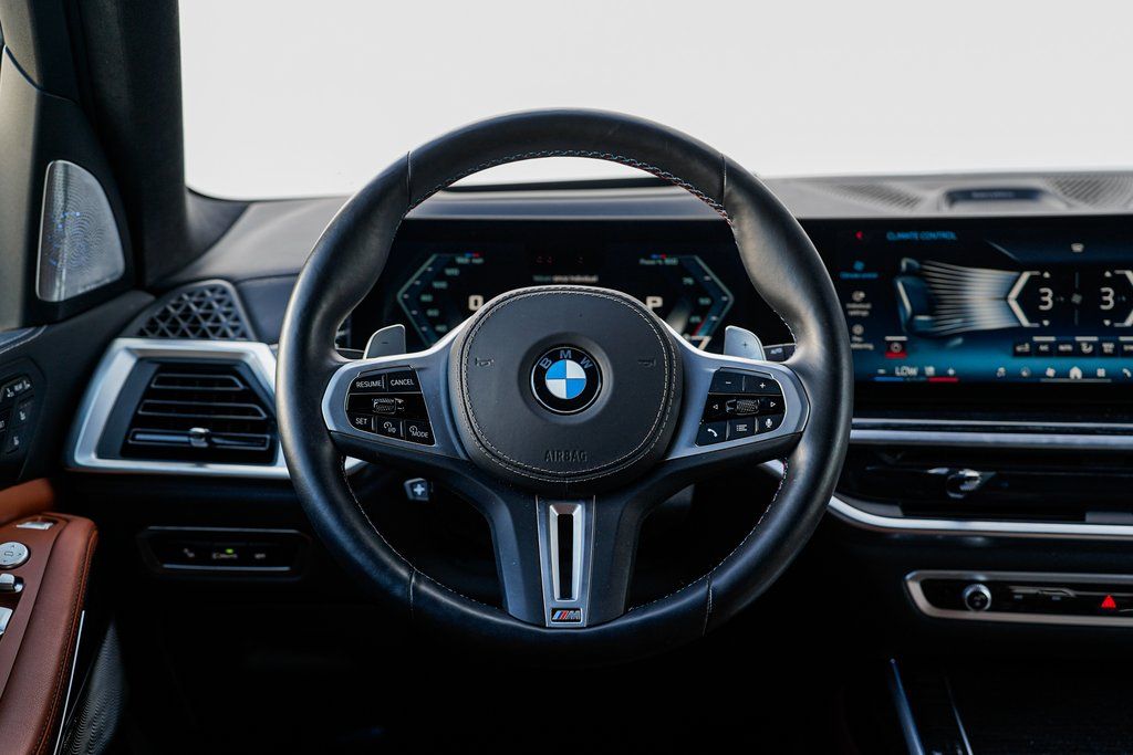 2025 BMW X7 M60i - Photo 13