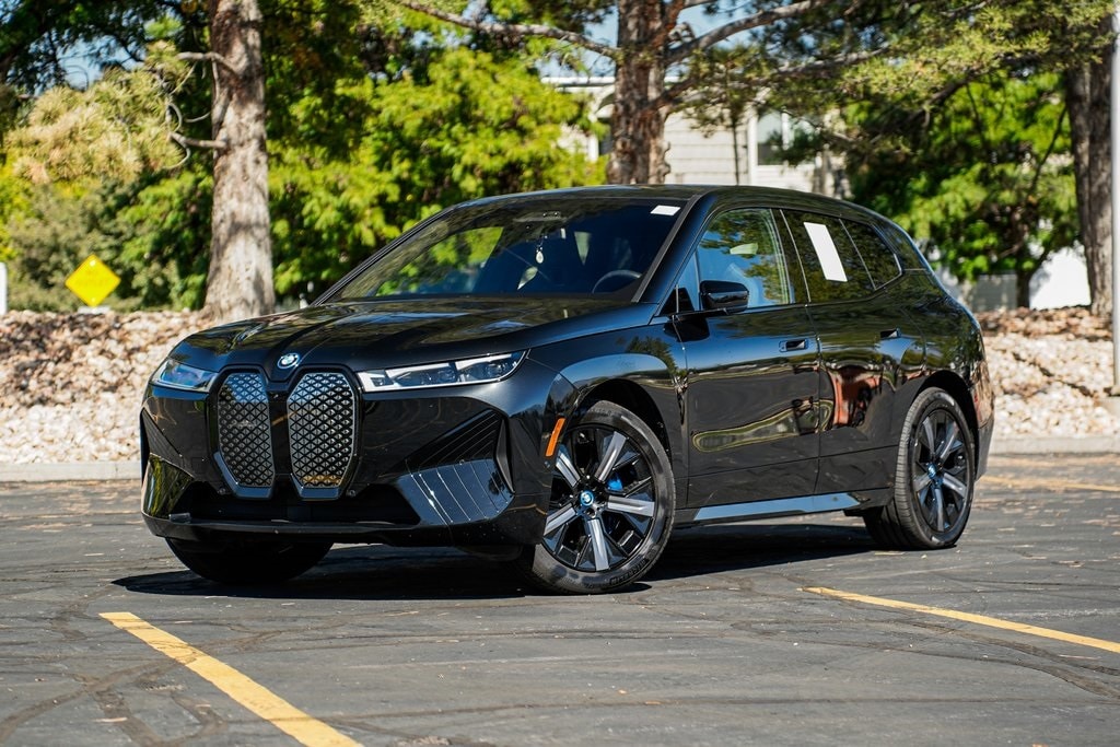 2025 BMW iX 50's photo