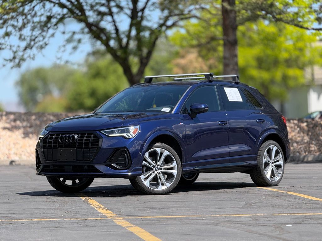 2021 Audi Q3 45 TFSI S Line Premium Plus quattro's photo