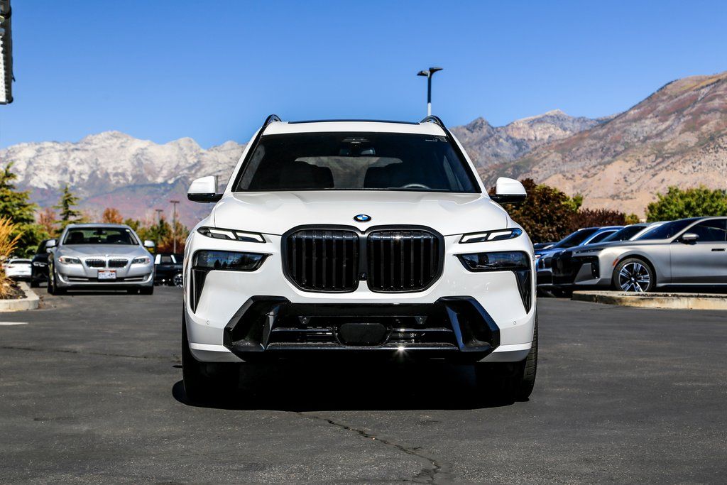2026 BMW X7 40i - Photo 8