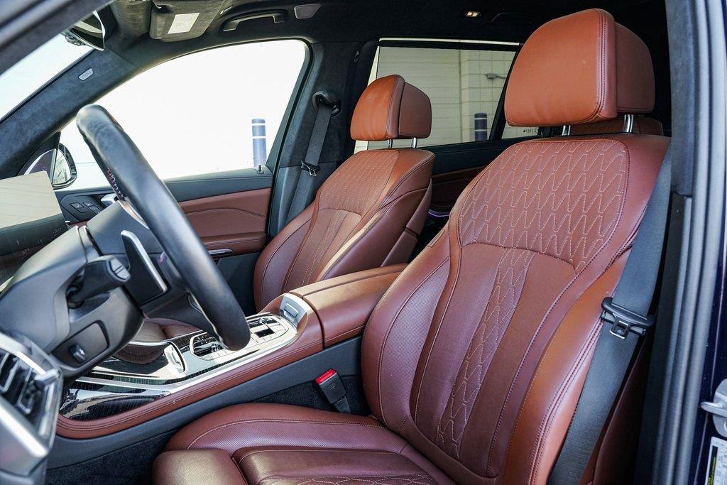 2025 BMW X7 M60i - Photo 18