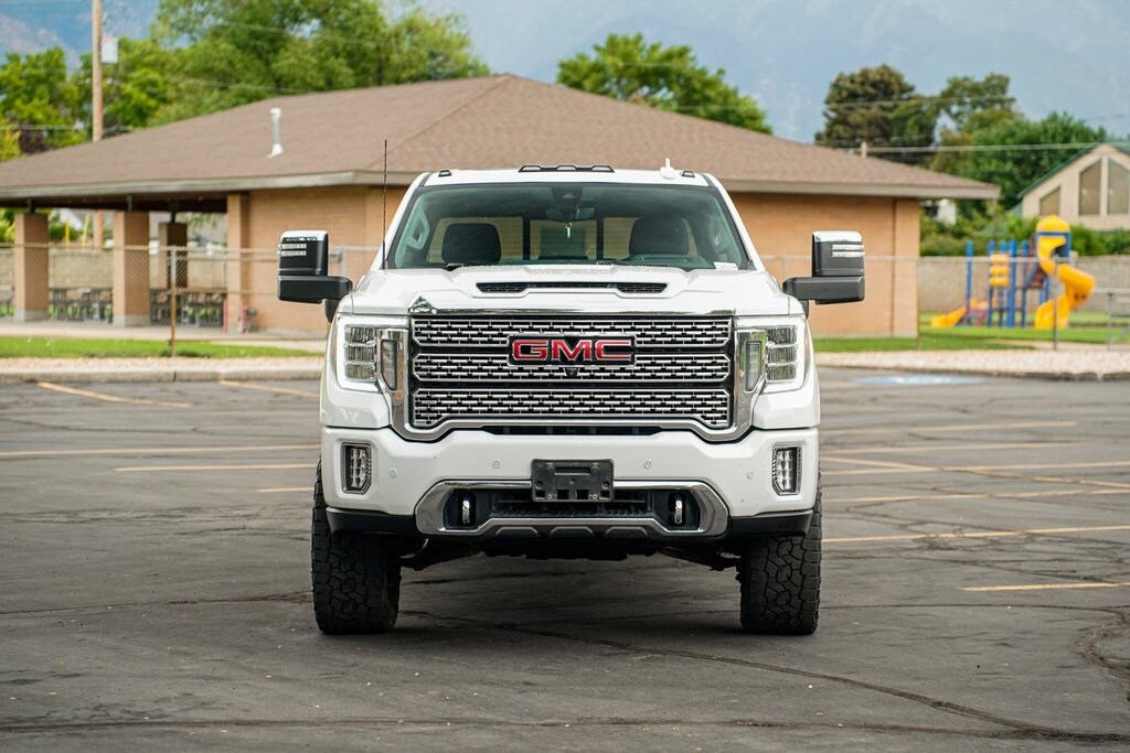 2022 Gmc Sierra 3500 HD Denali photo 2