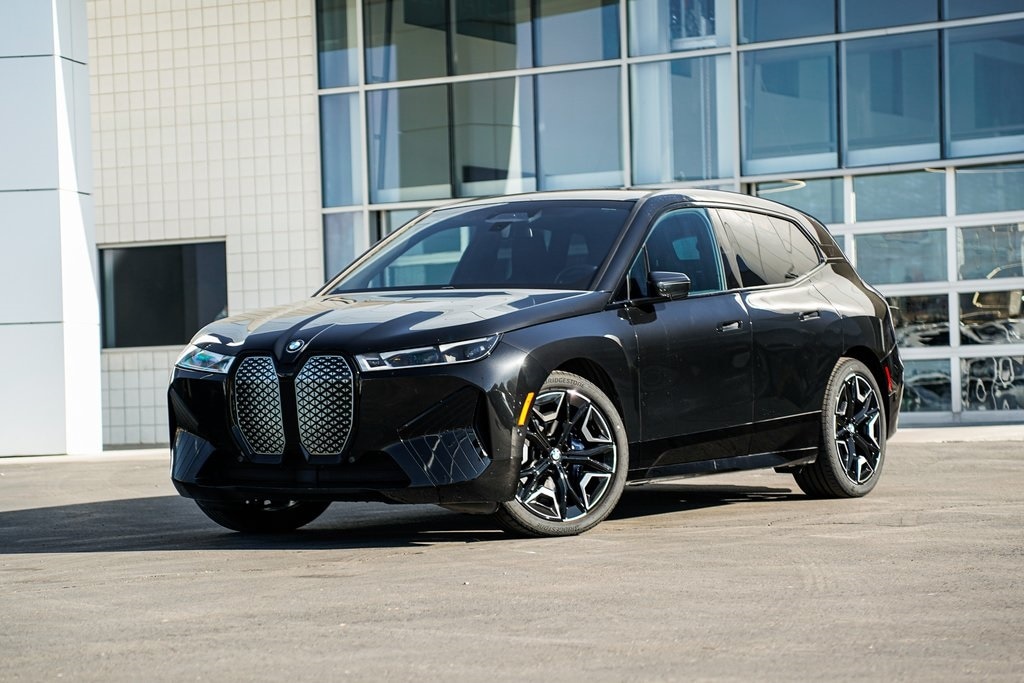 2025 Bmw iX photo 2