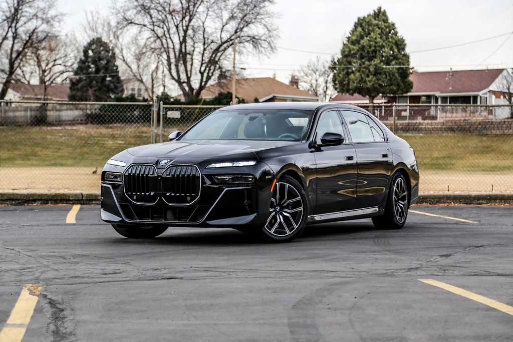 2025 BMW 7 Series 760i xDrive Sedan's photo