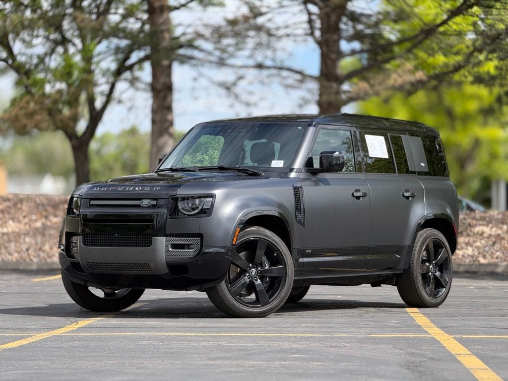 2023 Land Rover Defender Carpathian Edition's photo