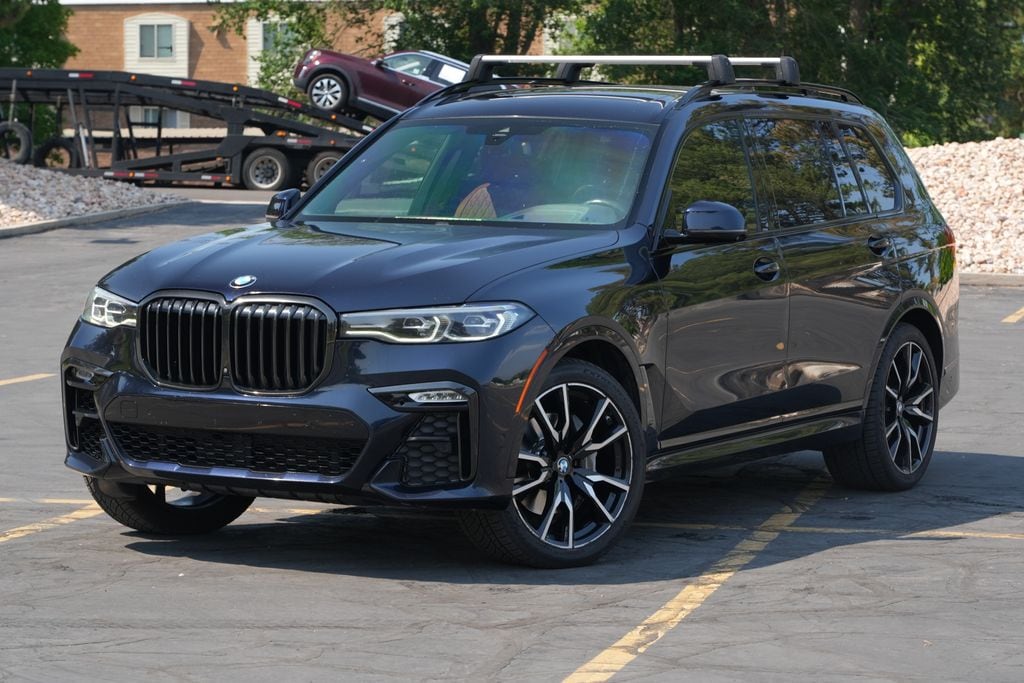 2021 BMW X7 xDrive40i's photo