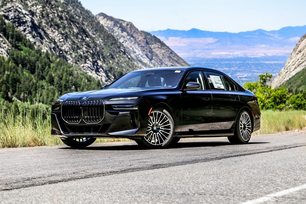 2025 BMW 760i xDrive