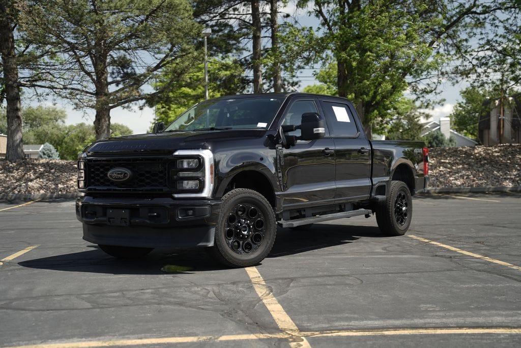 2025 Ford F-250 Lariat 4x4 Crew Cab 6-3/4' Box's photo
