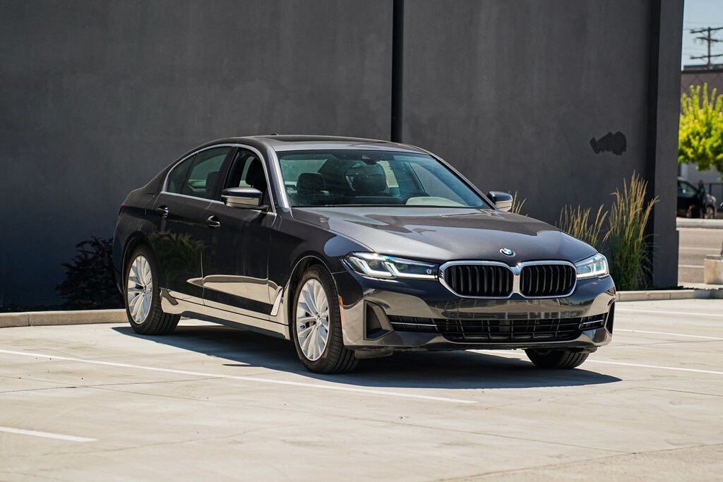 2022 Bmw 530i xDrive photo 3
