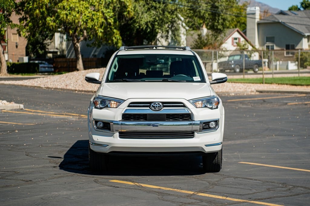 2020 Toyota 4Runner Limited photo 2