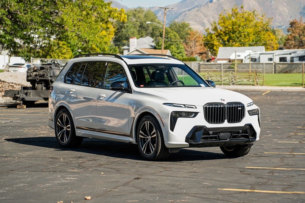 2023 Bmw X7 M60i photo 2