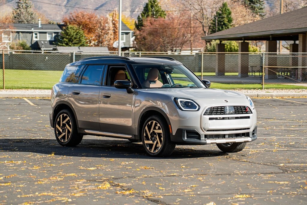 2025 Mini Countryman S ALL4 photo 2