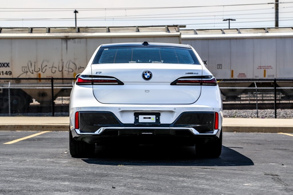 2024 Bmw i7 xDrive60 photo 4