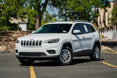 2020 Jeep Cherokee Latitude SUV