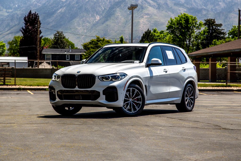 2023 BMW X5 xDrive40i's photo