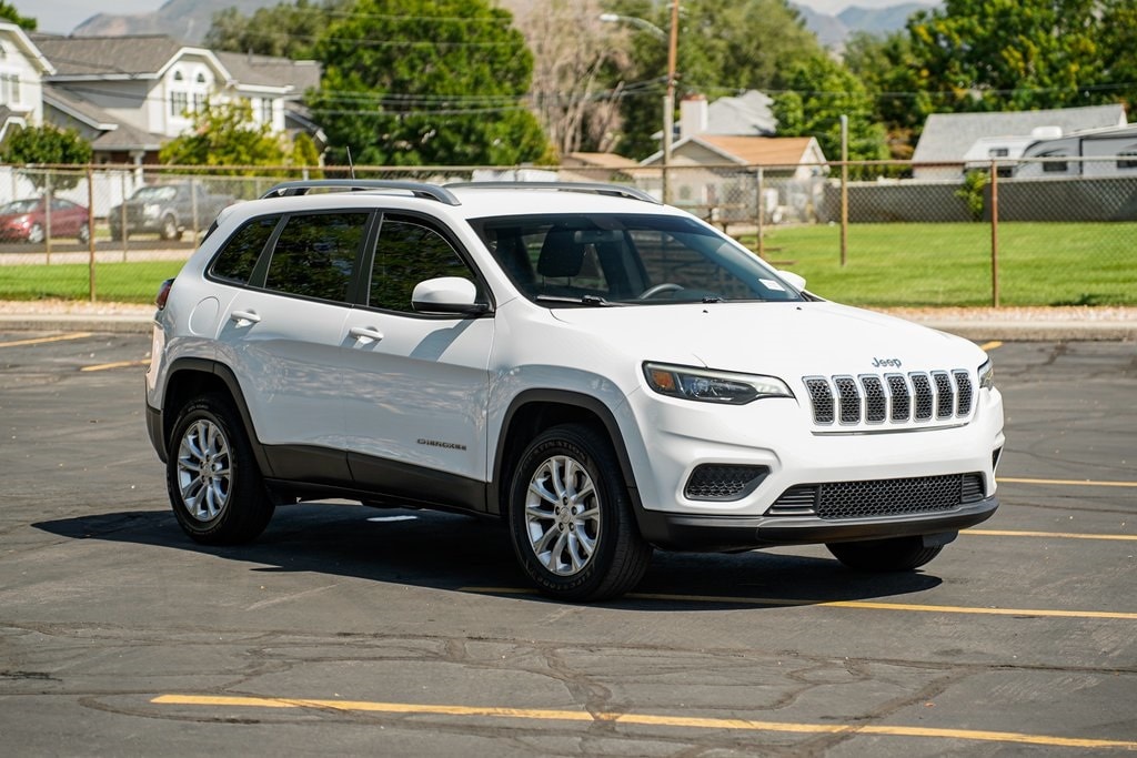Used 2020 Jeep Cherokee Latitude SUV