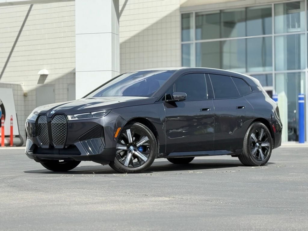 2023 BMW iX Base