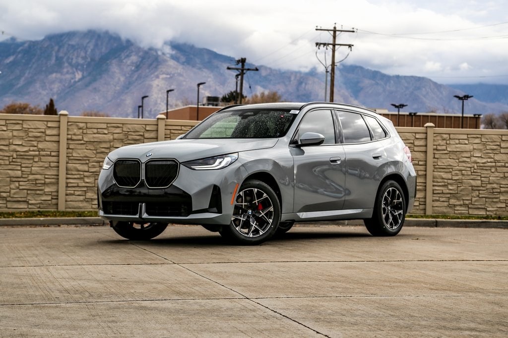 2026 BMW X3 30's photo