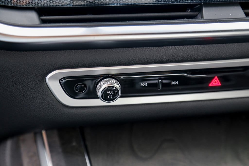 2026 BMW X7 40i - Photo 18