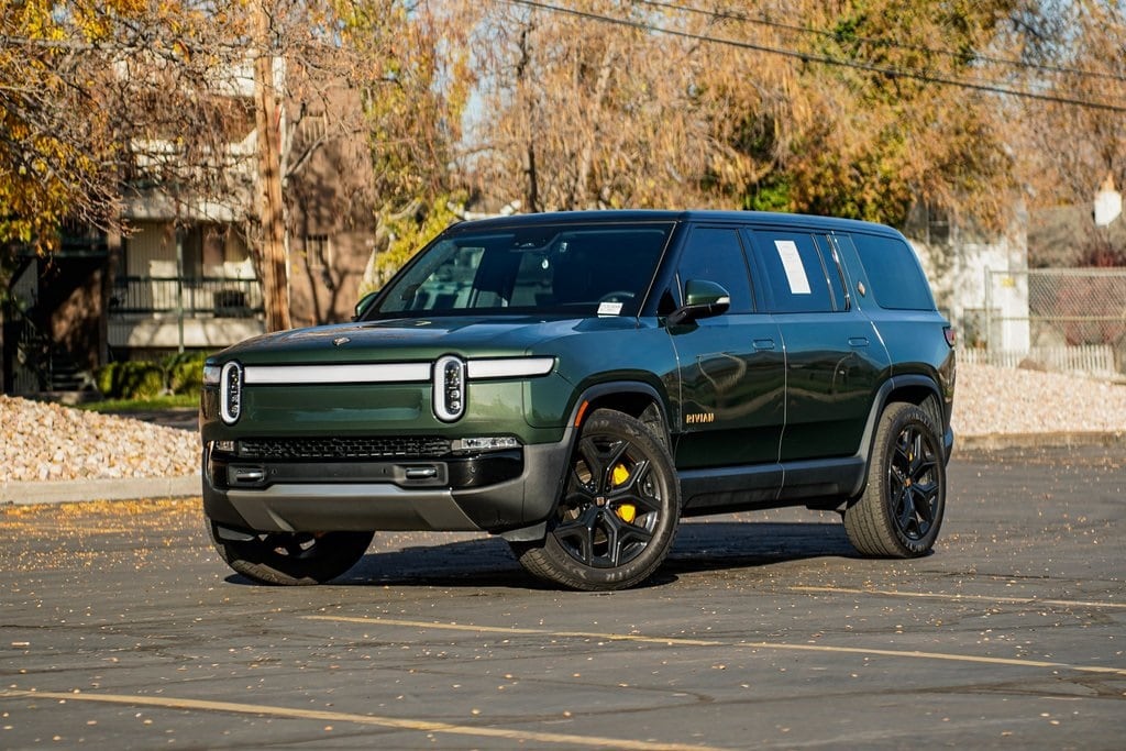 2023 Rivian R1S Adventure's photo