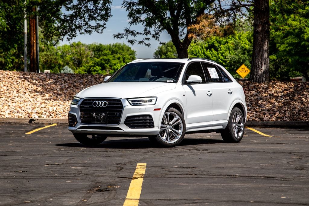 2016 Audi Q3 2.0T quattro tiptronic Prestige's photo