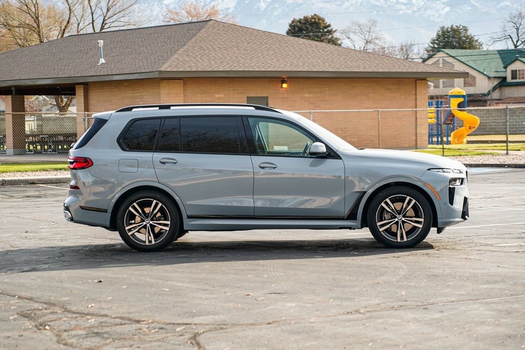 Used 2023 BMW X7 xDrive40i SUV