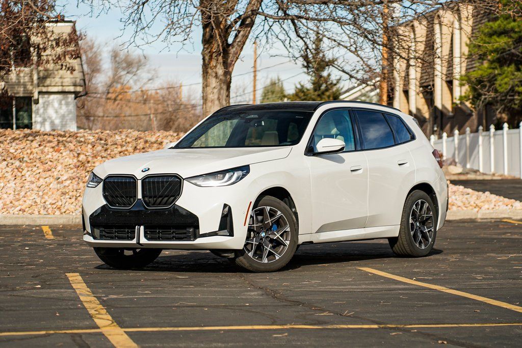 2026 BMW X3 30 XDRIVE's photo