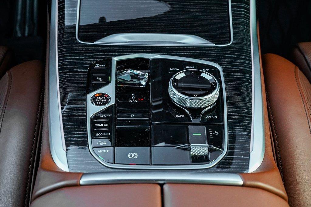 2025 BMW X7 M60i - Photo 17