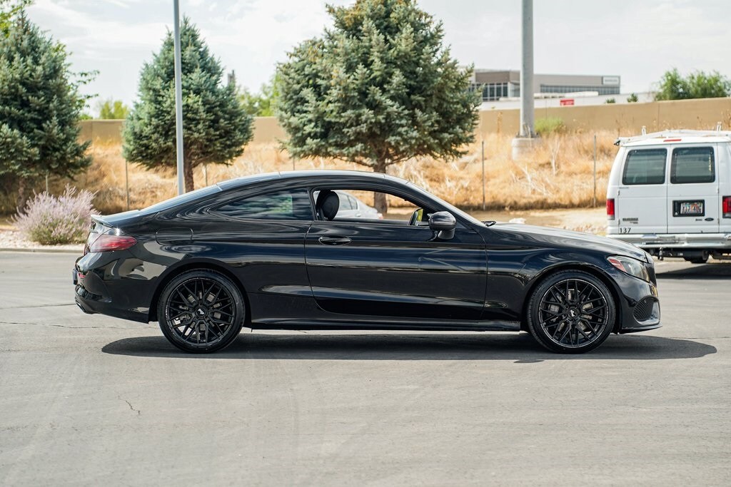 2017 Mercedes Benz C 300 4MATIC Coupe photo 3