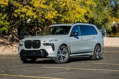 2025 BMW X7 M60i SUV